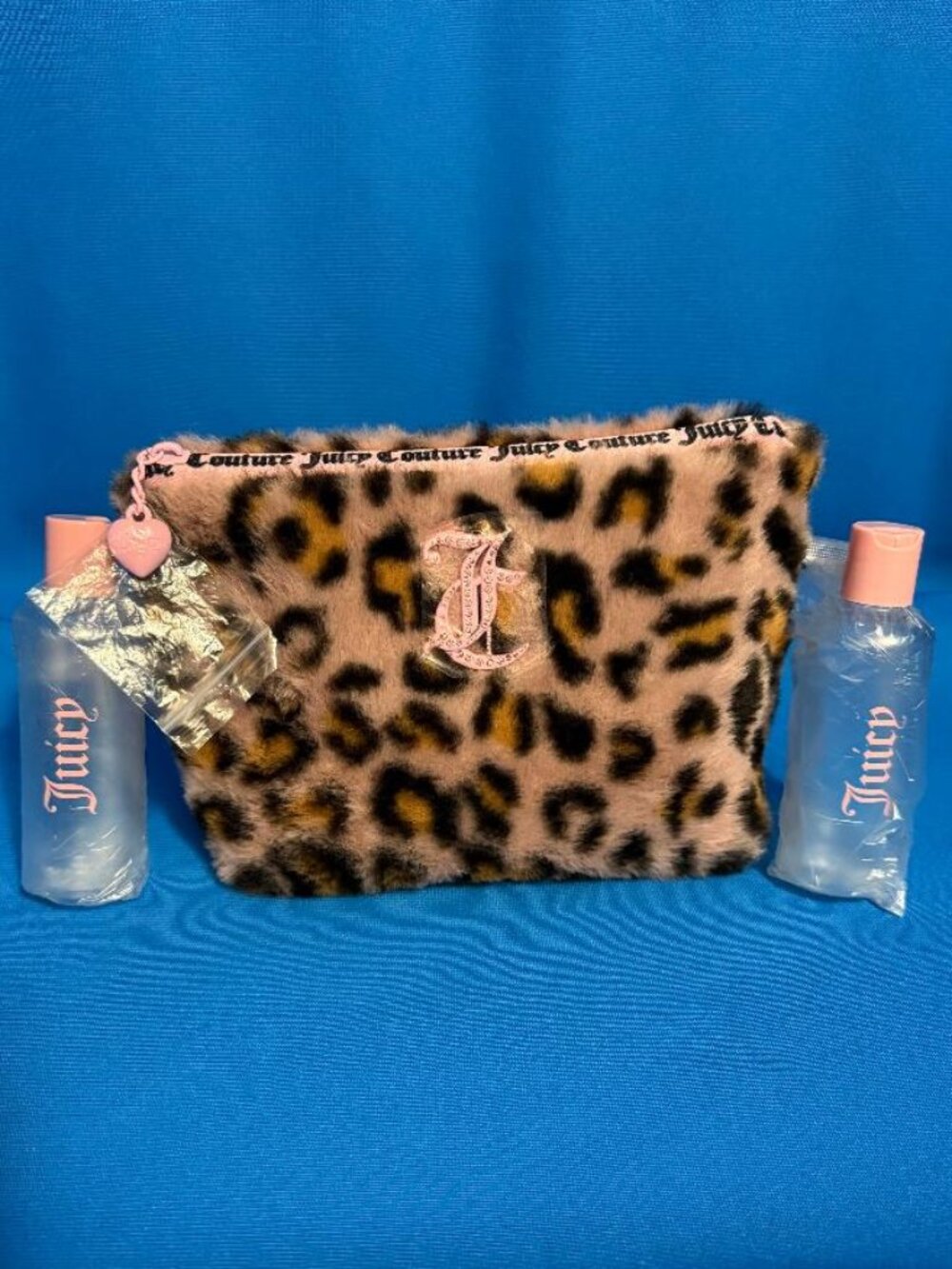 NWOT ~ JUICY COUTURE 3 PIECE SET FURRY COSMETIC / TRAVEL BAG WITH TRAVEL BOTTLES